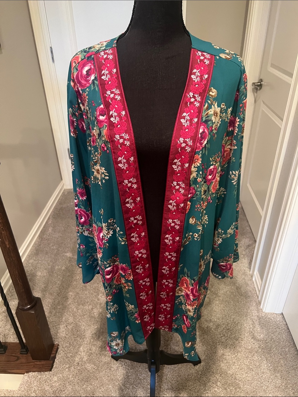 The Pioneer Woman Teal Floral Kimono with Fuchsia Trim